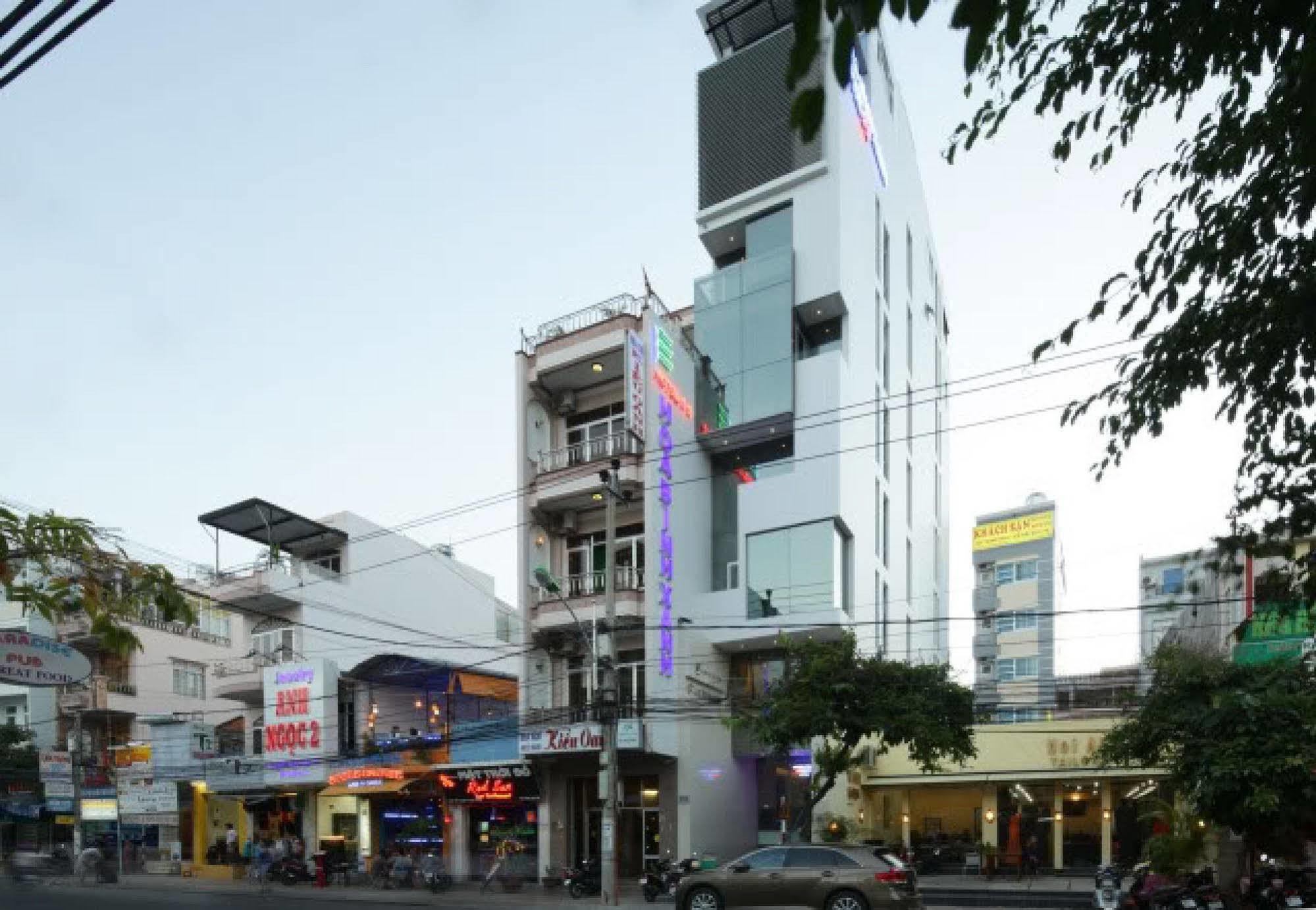 Green Peace Hotel Nha Trang Buitenkant foto