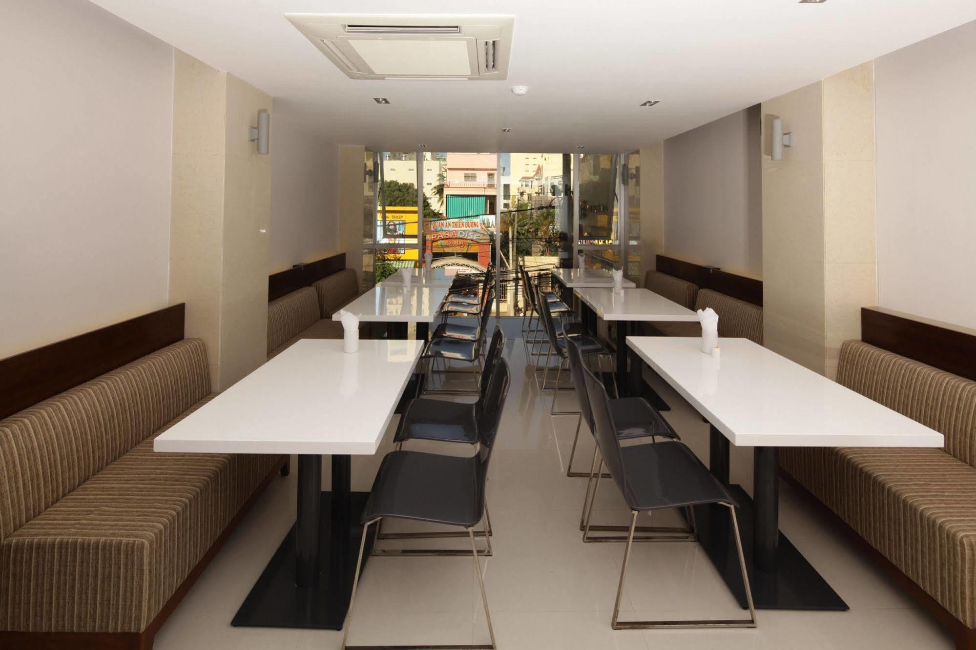 Green Peace Hotel Nha Trang Buitenkant foto